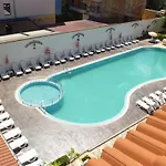 Aparthotel Tourist Complex Rose Village