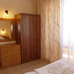 Aparthotel Tourist Complex Rose Village