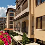 Aparthotel Tourist Complex Rose Village