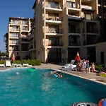 Aparthotel Tourist Complex Rose Village 3*