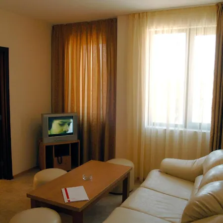Aparthotel Tourist Complex Rose Village 2*