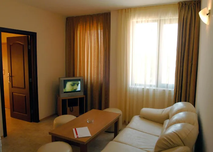 Aparthotel Tourist Complex Rose Village 2*