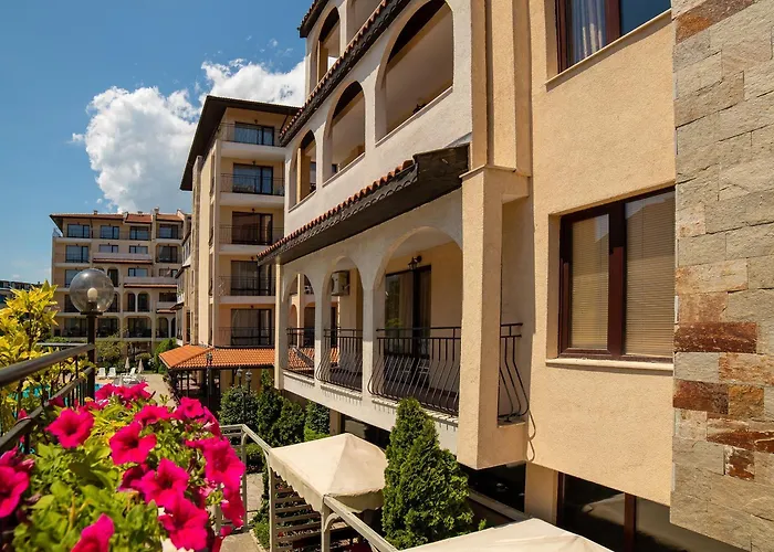 Aparthotel Tourist Complex Rose Village