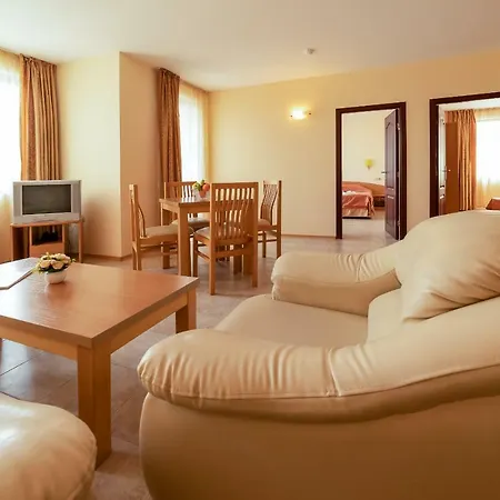 Rose Village Aparthotel 2*