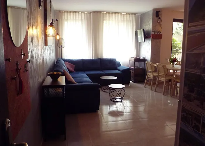 Tourist Complex Rose Village Slăntjev Brjag