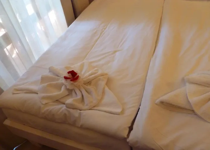 Tourist Complex Rose Village Lägenhetshotell 2*