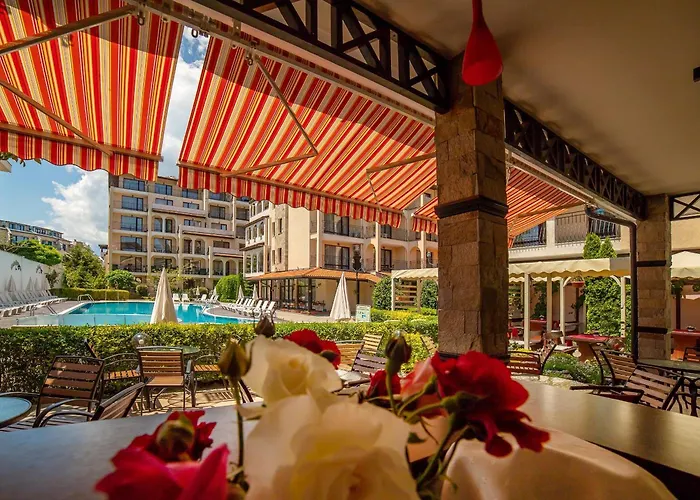 Tourist Complex Rose Village Lägenhetshotell Slăntjev Brjag