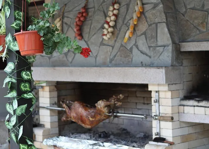 Tourist Complex Rose Village 2*