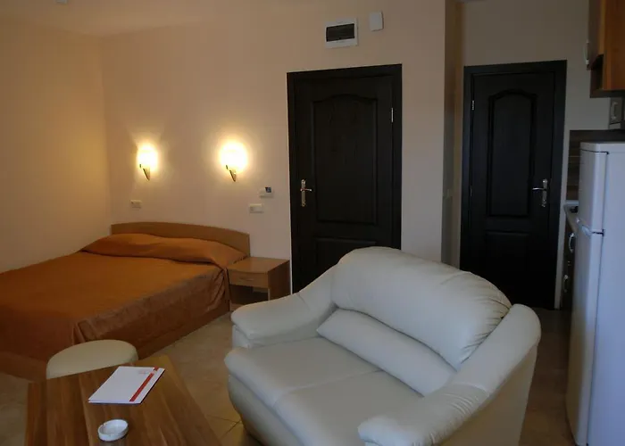 Lägenhetshotell Tourist Complex Rose Village Slăntjev Brjag