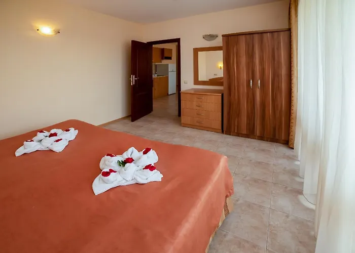 Tourist Complex Rose Village Slăntjev Brjag