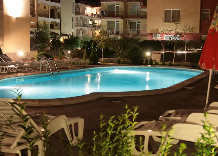 Tourist Complex Rose Village 2* Slăntjev Brjag