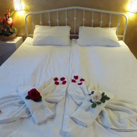 شقة فندقية Tourist Complex Rose Village ساني بيتش