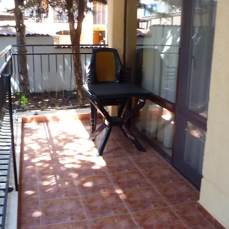 Apartmanhotel Tourist Complex Rose Village Napospart